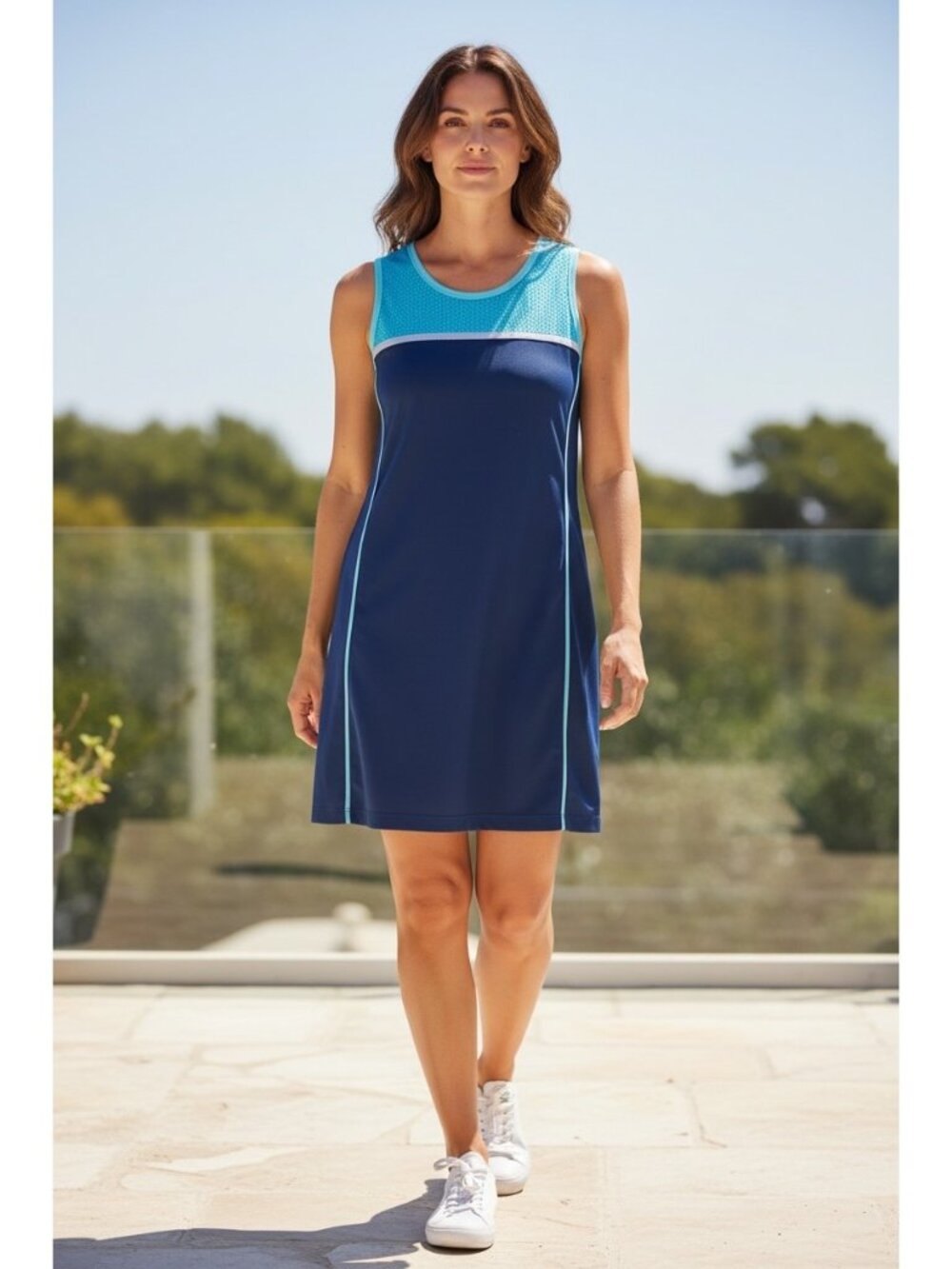 Title nine Twisted Sister Vented Dress Blue Size M Golf Pickle Ball Tennis Cute